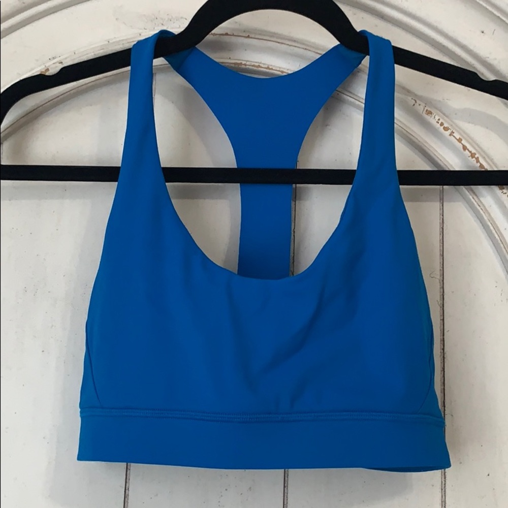 EUC LULULEMON SPORTS BRA SIZE 6
